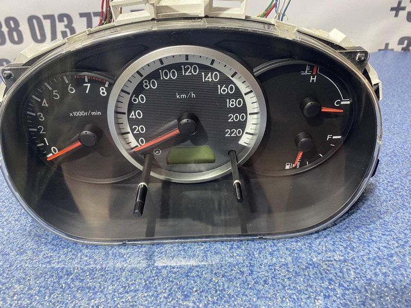 Панель приладів Mazda 5 (2005-2010) 2.0 c23555430 1878801317 фото