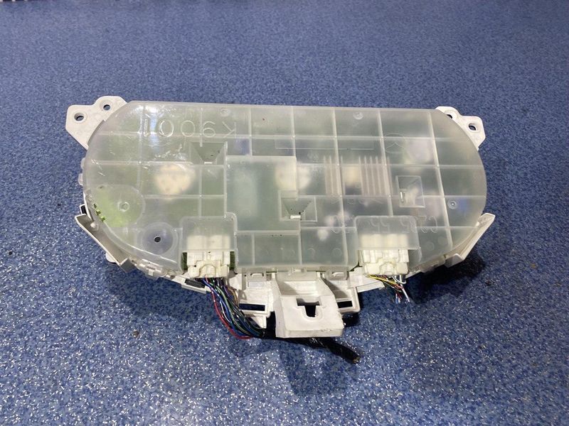 Панель приладів Mazda 5 (2005-2010) 2.0 c23555430 1878801317 фото