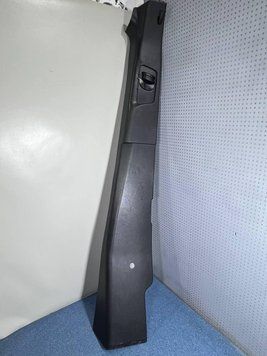 A9076905100 / A9106901900 Б/у Обшивка центральної стійки права (накладка) Mercedes Sprinter W907 / W910 2018-2025 2848811056 фото