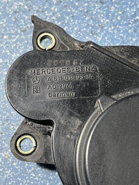 A6110160334 Б/у Маслоотделитель (клапан вентиляции картерных газов) Mercedes-Benz ML-Class W163 / Мерседес-Бенс В163 1997-2005 3188128124 фото