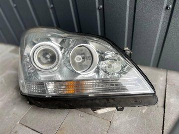 A1648208861 / A1648260491 Б/у Права передня ксенонова фара Mercedes GL 164 (350 crdi 4matis) Мерседес 2011-2012 Англія 3139702694 фото