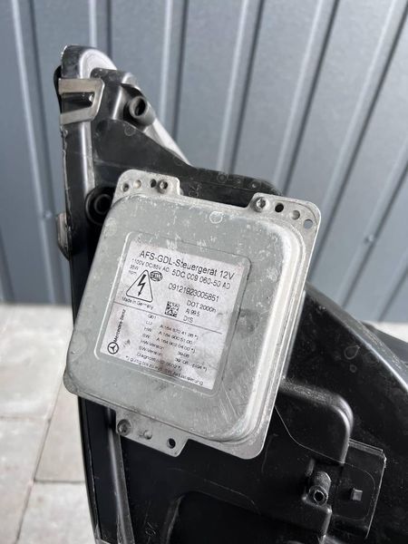 A1648208861 / A1648260491 Б/у Права передня ксенонова фара Mercedes GL 164 (350 crdi 4matis) Мерседес 2011-2012 Англія 3139702694 фото