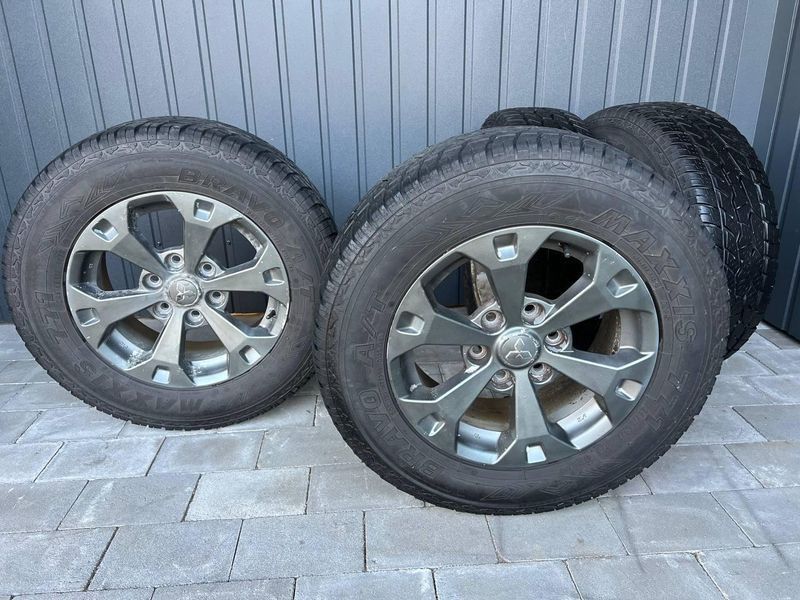 Б/у Комплект шин без дисків Maxxis Bravo 245/65 R17 (2024-2025р) 3222370718 фото