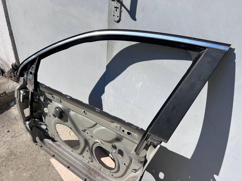 1K5831311 (1K5831443C) Б/у Дверка передняя левая Volkswagen Golf 5 / Вольксваген Гольф 5 2007-2009 3108907715 фото