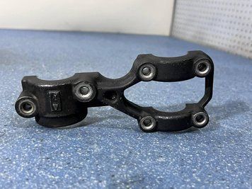 Б/у Бугиль распредвалов Kia Sorento / Киа Соренто 2.5 CRDi 140 л.с. / 103 кВт (D4CB) 2004-2007 3087958359 фото