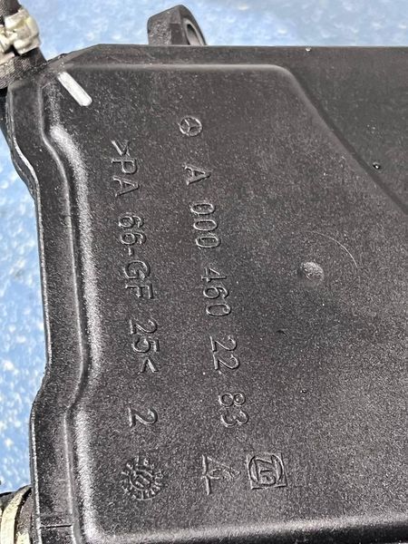 A0004602283/A1644660281 Б/у Бачок гидроусилителя руля / Шланг ГУР Mercedes GL 164 (350 crdi 4matis) Мерседес 2011-2012 3129597666 фото