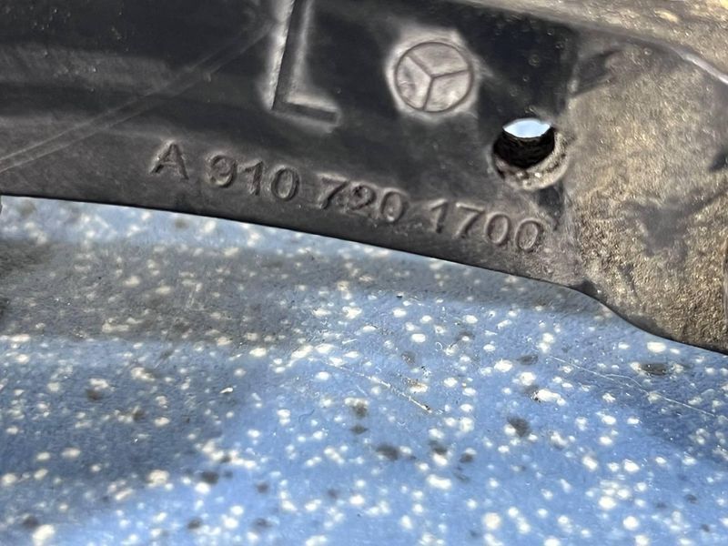 A9107201700 Б/у Ограничитель дверей передний Mercedes Sprinter W907/910 16, Мерседес Спринтер В907/В910 2018-2025 3074593041 фото