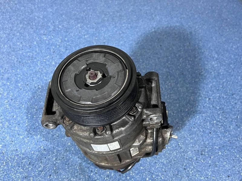 A0022305811 Б/у Компрессор кондиционера Denso (модель 7SEU17C) Mercedes GL 164 (350 crdi 4matis) Мерседес 2011-2012 3129631189 фото