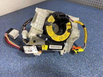 Bp4k-ab230f (BP4K17D952) Шлейф керма Mazda 3 (2002-2009) 2620772414 фото