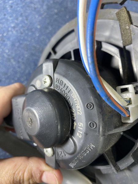 OE:GA97-76-424 Моторчик пічки (вентилятор обігрівач) Mazda 5 1.8 16v 2005-2010) 2603961550 фото