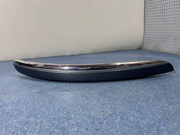 1K0853964 Б/у Накладка бампера переднього права (Молдинг бампера) Volkswagen Golf 5 2008-2013 2999183669 фото