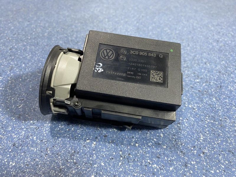 Кінцевий вимикач стартера та запалювання з гніздом для передавача Volkswagen passat b6 3C0905843Q фото