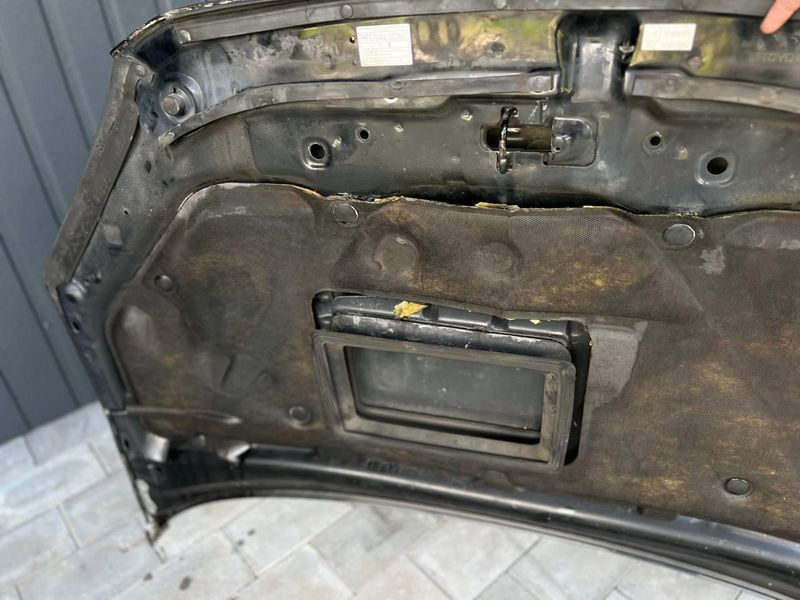 7456720261 Б/у Капот (с воздухозаборником для охлаждения двигателя) Toyota RAV4 Тойота РОВ4 2001-2005 3118623537 фото