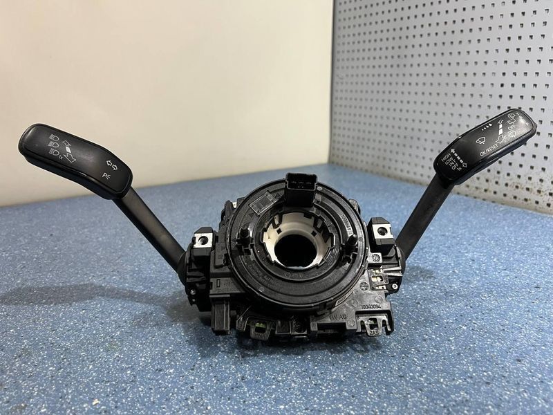 5Q0953507GB / 5Q0963649F Б/у Подрулевый переключатель в сборе Volkswagen Golf VII (2012-2020) 2900652936 фото