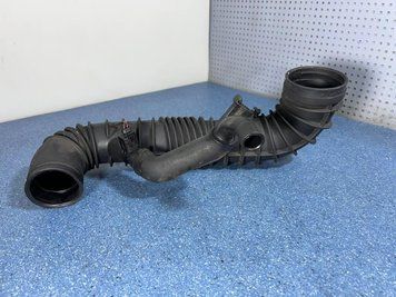A6110100082 / A6395281182 Б/у Патрубок воздушного фильтра Mercedes Vito 639 115 (2003-2006) 2818248357 фото