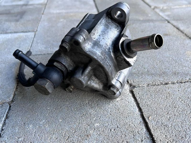 2930027020 / 0810002740 Б/у Вакуумний насос (Denso) Toyota RAV4 Тойота РАВ4 2001-2005 3141546510 фото
