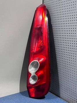 6S6113404A Б/у Задний фонарь (фара) правый Ford Fiesta Mk6/Mk5 / Форд Фиеста Мк6/Мк5 2002&ndash;2008 3028122778 фото