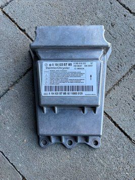 A1648205785 / 0285010222 Б/у Модуль управління подушками безпеки (Bosch) Mercedes GL 164 (350 crdi 4matis) Мерседес 2011-2012 3122615113 фото