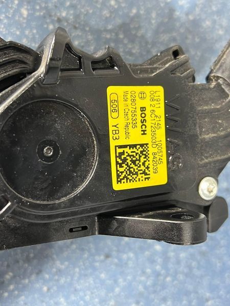 0280755335 Б/у Педальный потенциометр (педаль газа) Skoda Fabia 2 (1.2 бен.) 2007-2010 2823670387 фото