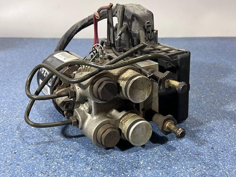 7M0907379 / 7M0614111K Б/у Блок (насос) ABS Volkswagen Sharan I / Фольксваген Шаран 1 (1995-2010) 3028183255 фото