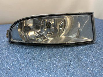 1Z0941700 / 1Z0941702 Б/у Правая противотуманная фара Skoda Octavia A5 Дефект крепления 3225098369 фото