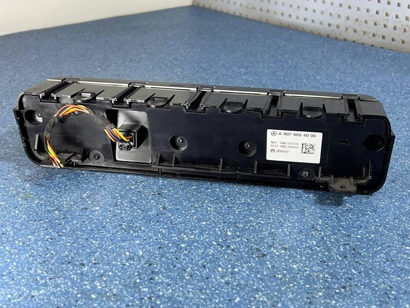 A9079054006 Б/у Блок печи / подогрева и кнопки аварийки Mercedes Sprinter W907 / W910 2018-2025 2833858200 фото