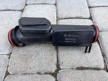 03C145674A / 3981027899 Б/у Патрубок интеркулера Volkswagen Golf 5 / Вольксваген Гольф 5 2008-2013 3076308673 фото