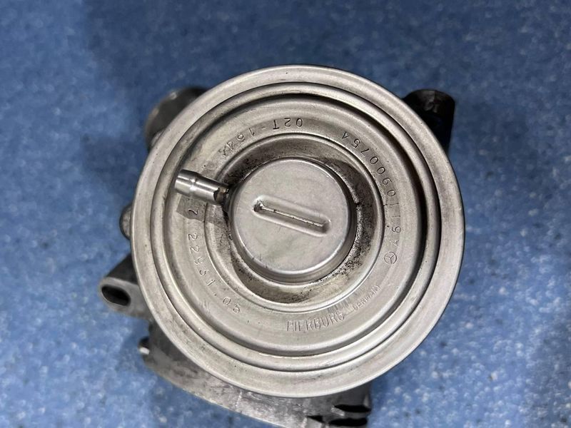 A6110900754 Б/у Клапан EGR рециркуляции газов Mercedes E-Class (w210) 700 Мерседес Е-Класс (В210) 1995-2002 3084907645 фото