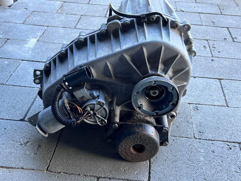 A1632800500 / A1632800267 Б/у Раздавочная коробка / Подушка трансмиссии Mercedes-Benz ML-Class W163 / Мерседес-Бенс В163 1997-2005 3091935120 фото