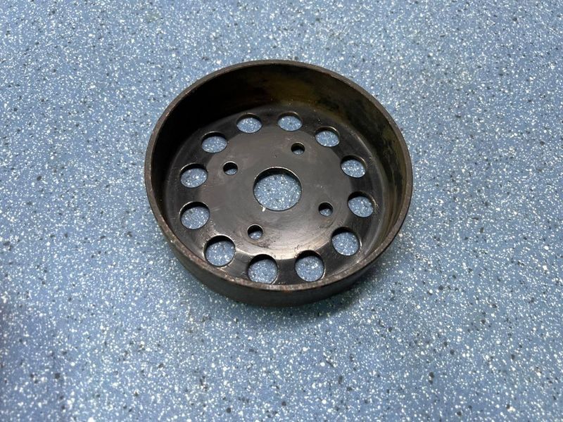 252212B000 / 252212B700 Б/у Шків водяного насоса (помпи) Kia Ceed / Киа Сид 2006 -2012 3230429533 фото