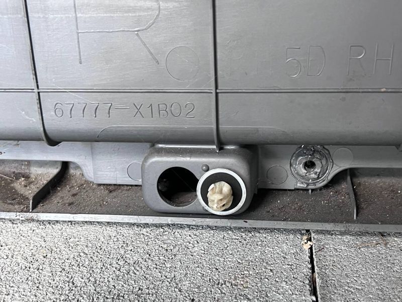 67777X1B02 Б/у Дверная клетка (ошивка передней правой двери) Toyota RAV4 Тойота РАС4 2001-2005 3139611809 фото
