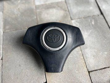 Б/у Фронтальная (водительская) подушка безопасности (Airbag) в руль Toyota RAV4 Тойота РАВ4 2001-2005 3165074587 фото