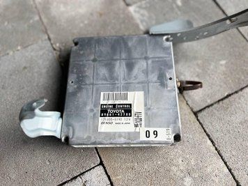 8966142780 / 1758005192 Б/у Електронний блок управління двигуном (ЕБУ / ECU) Toyota RAV4 Тойота РАВ4 2001-2005 3165080357 фото