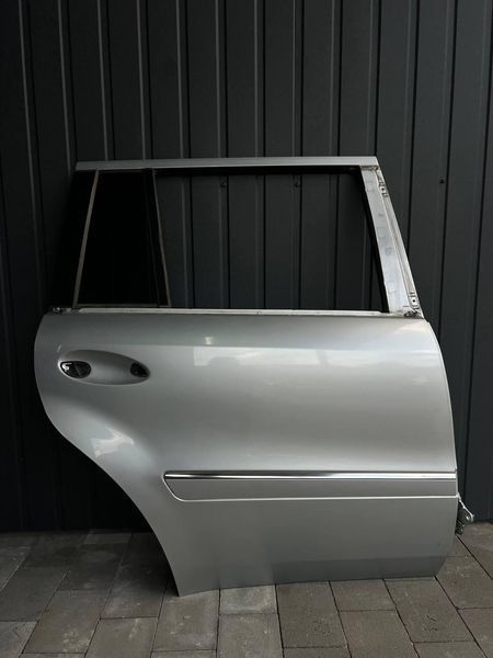 Б/в Дверь задние правые (цвет C775) Mercedes GL 164 (350 crdi 4matis) Мерседес 2011-2012 3119808856 фото