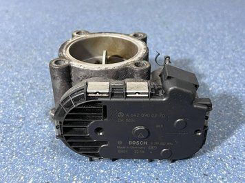 A6420900270 Б/у Дросельна заслінка у зборі (Bosch) Mercedes GL 164 (350 crdi 4matis) Мерседес 2011-2012 3128461253 фото