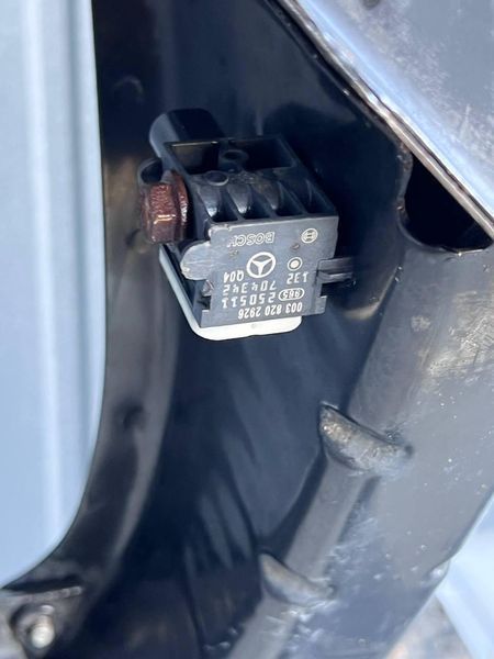 A1646261955 / 0038202926 Б/у Передня панель (телевізор) / Датчик удару Mercedes GL 164 (350 crdi 4matis) Мерседес 2011-2012 3125388954 фото