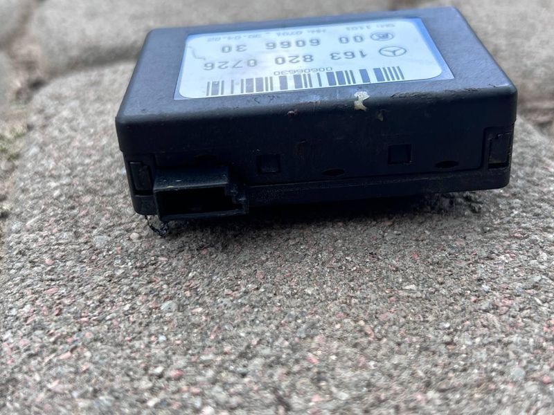 A1638200726 / 00606630 Б/у Датчик дощу (rain sensor) Mercedes-Benz ML-Class W163 / Мерседес-Бенс В163 1997-2005 3133753601 фото